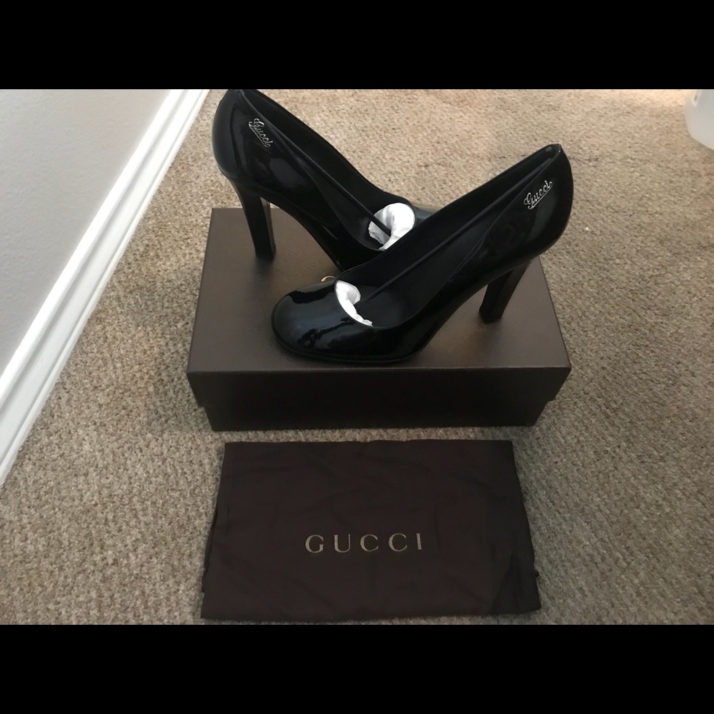Gucci Vitello Vernice Pumps